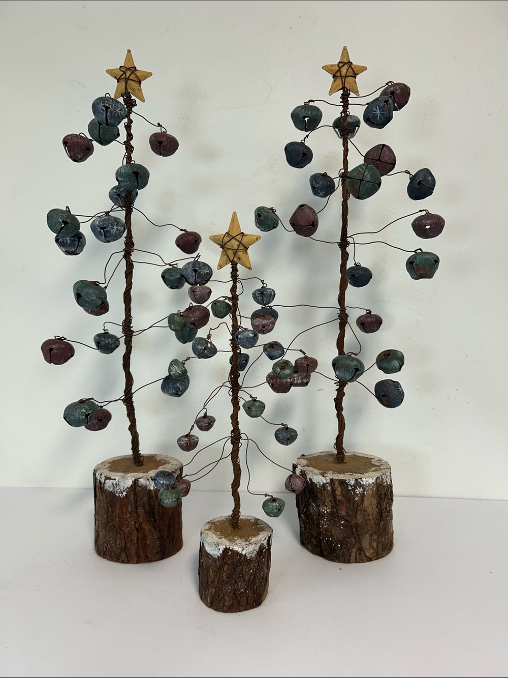Cape May Wicker Vintage Rustic Set of 3 Tabletop Xmas Trees With Jingle Bells